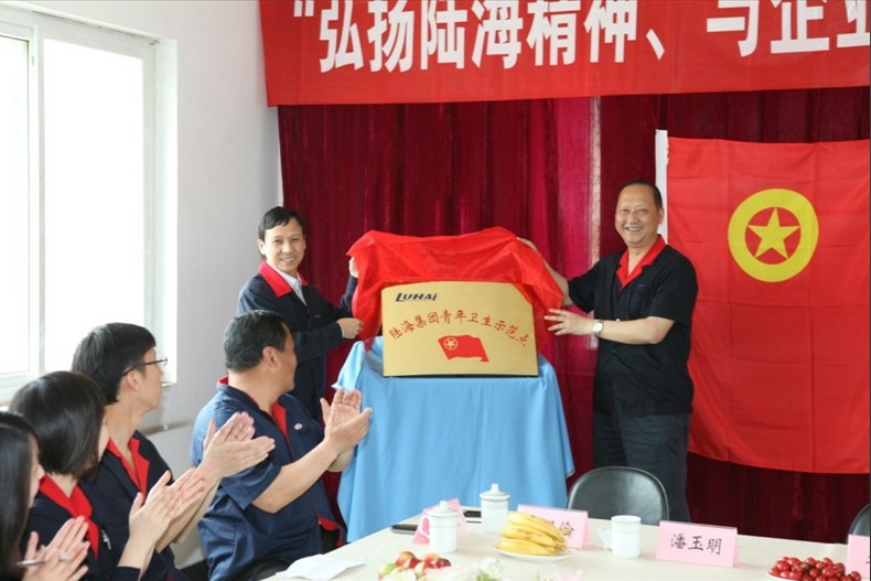 冰球突破-冰球电游奢华版_MG冰球游戏